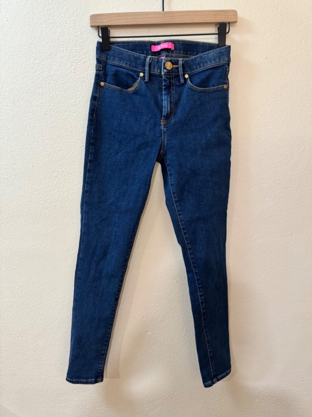 Lilly Pulitzer Dark Wash Skinny Jeans Size 2 Gold Embroidered Pockets